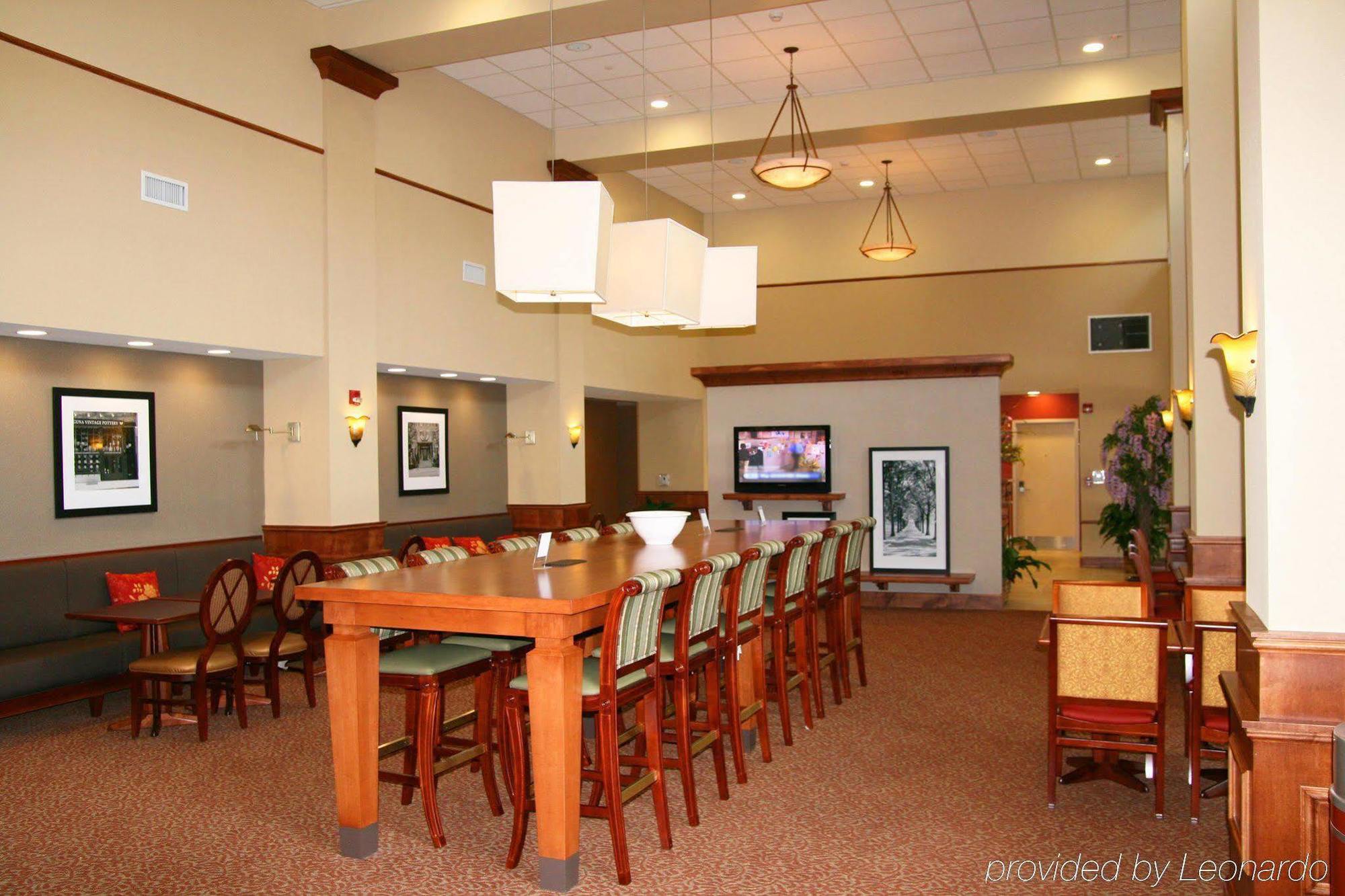 Hampton Inn & Suites Williamsburg-Central Restaurant photo